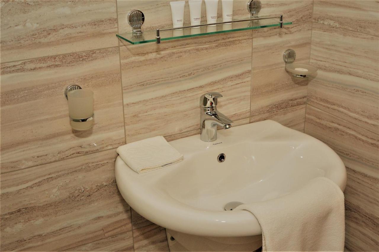 The Lofts Kuwait Fintas Hostel Κουβέιτ Εξωτερικό φωτογραφία